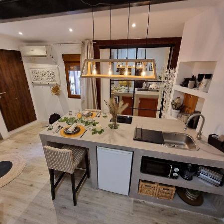 Lofts Amantes De Toledo -Loft Sagrario Apartment Bagian luar foto