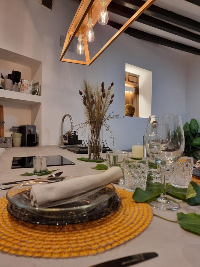 Lofts Amantes De Toledo -Loft Sagrario Apartment Bagian luar foto