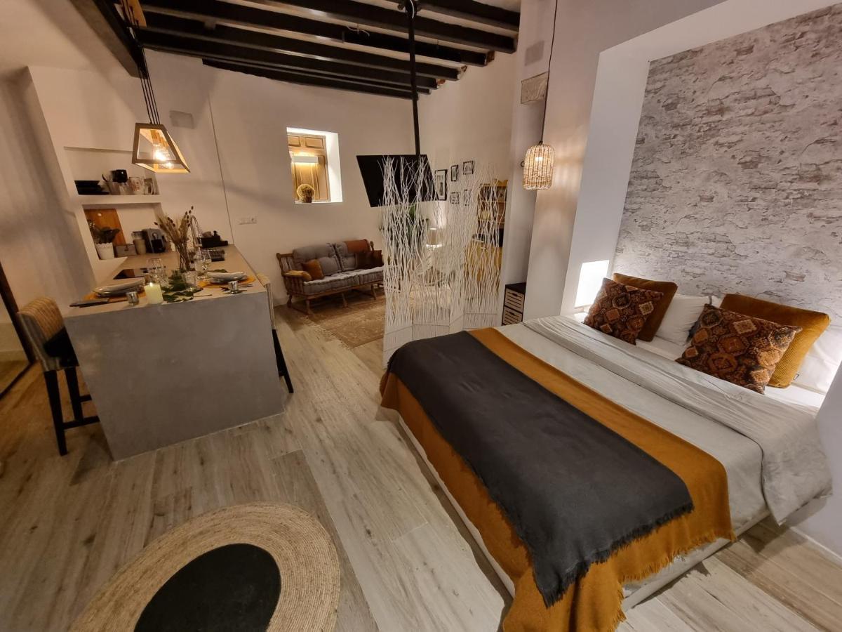 Lofts Amantes De Toledo -Loft Sagrario Apartment Bagian luar foto