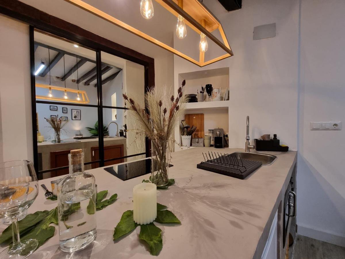 Lofts Amantes De Toledo -Loft Sagrario Apartment Bagian luar foto