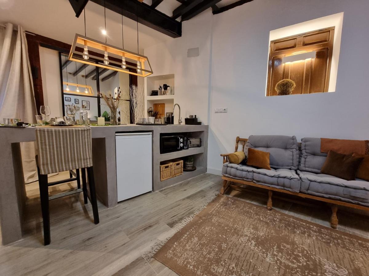 Lofts Amantes De Toledo -Loft Sagrario Apartment Bagian luar foto