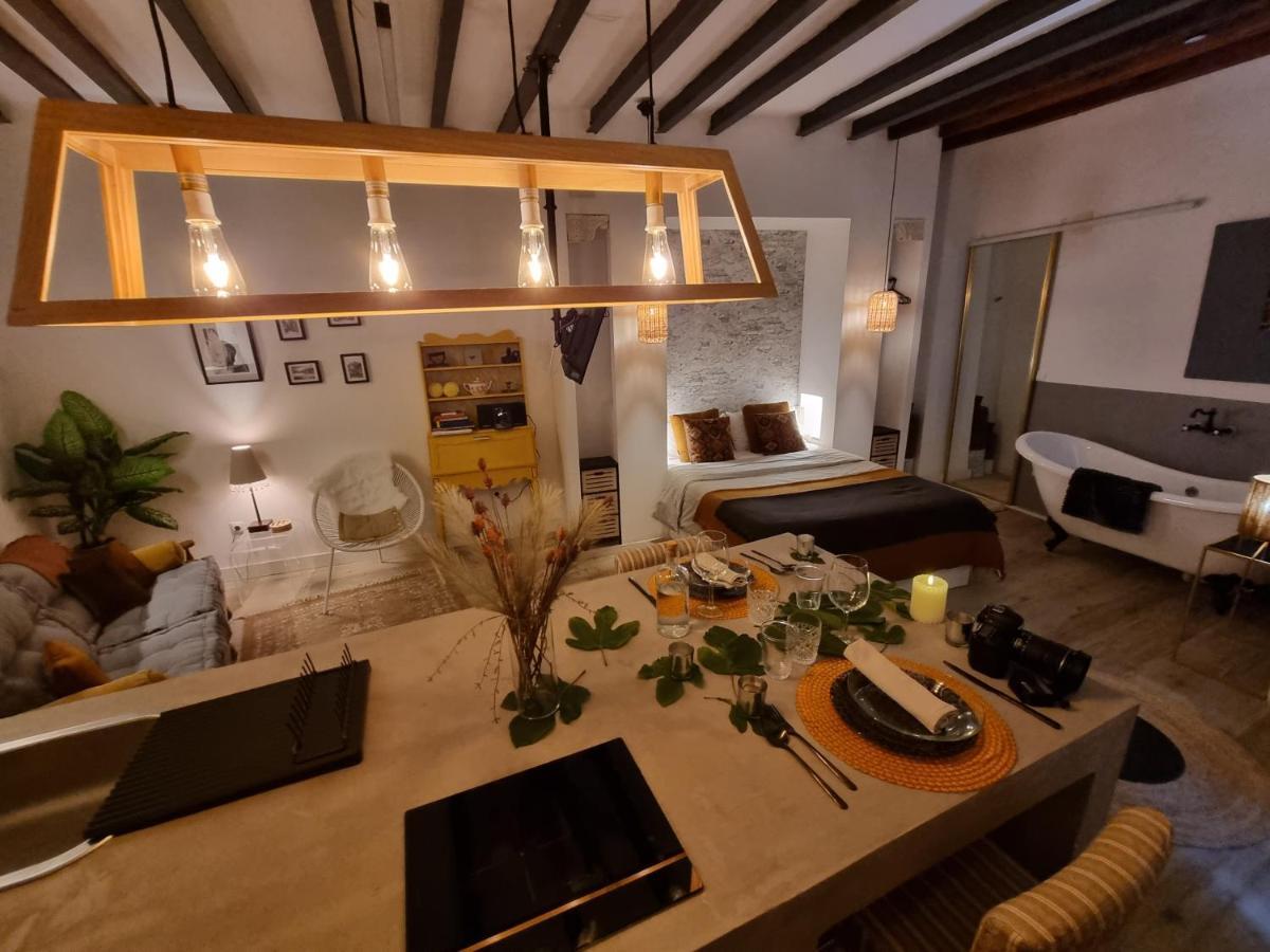 Lofts Amantes De Toledo -Loft Sagrario Apartment Bagian luar foto