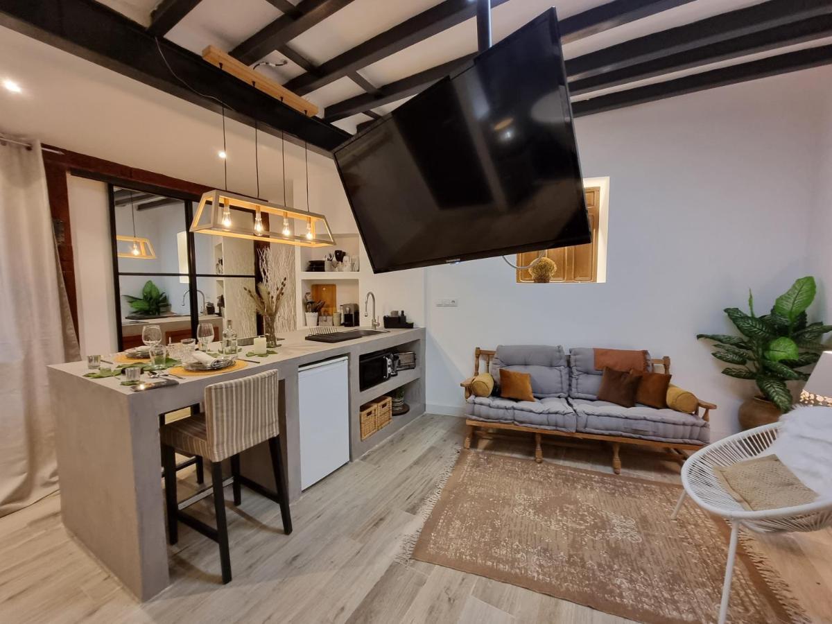 Lofts Amantes De Toledo -Loft Sagrario Apartment Bagian luar foto